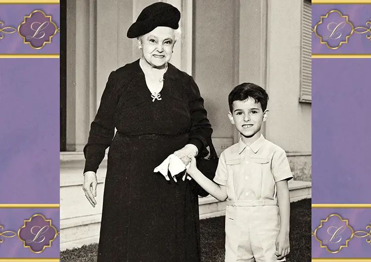 Dona Lucilia con su bisnieto