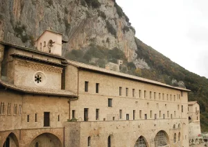 Vista del monasterio de Subiaco Italia