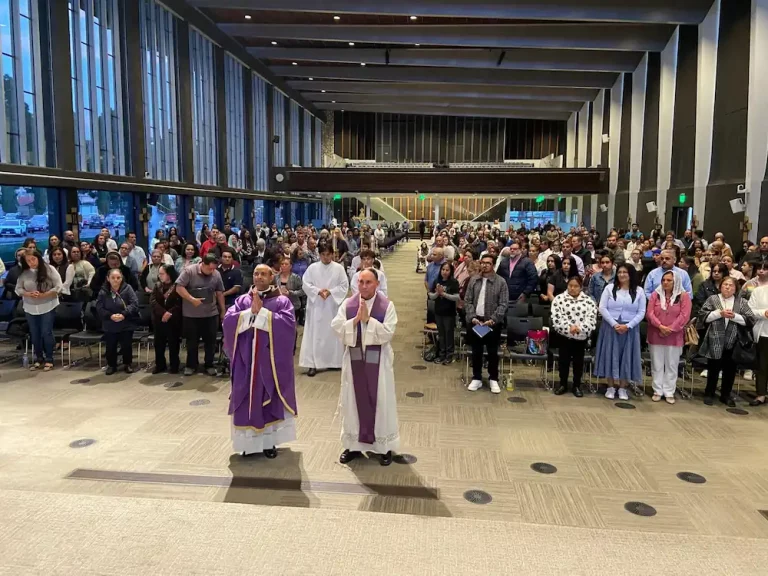 Group Picture, Evening with Mary at Christ Cathedral