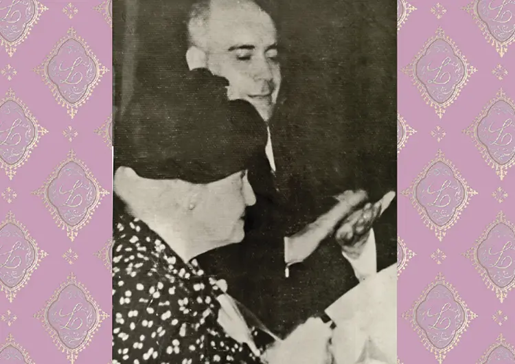 Dona Lucilia con su hijo el Dr