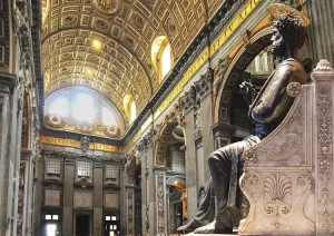 Basilica de San Pedro Vaticano con la estatua del Pescador