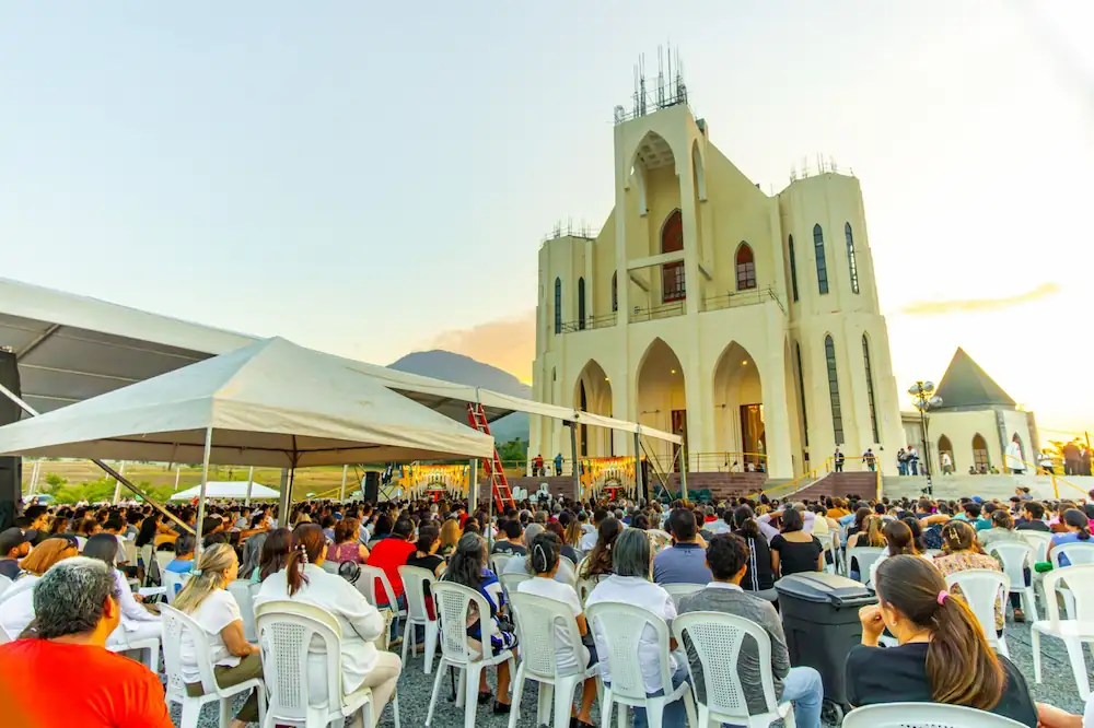 Dedication of Heralds Church in el Salvador May 13 (10)