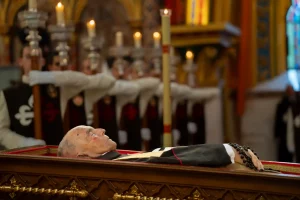 Wake and Funeral Mass of the Founder of the Heralds of the Gospel